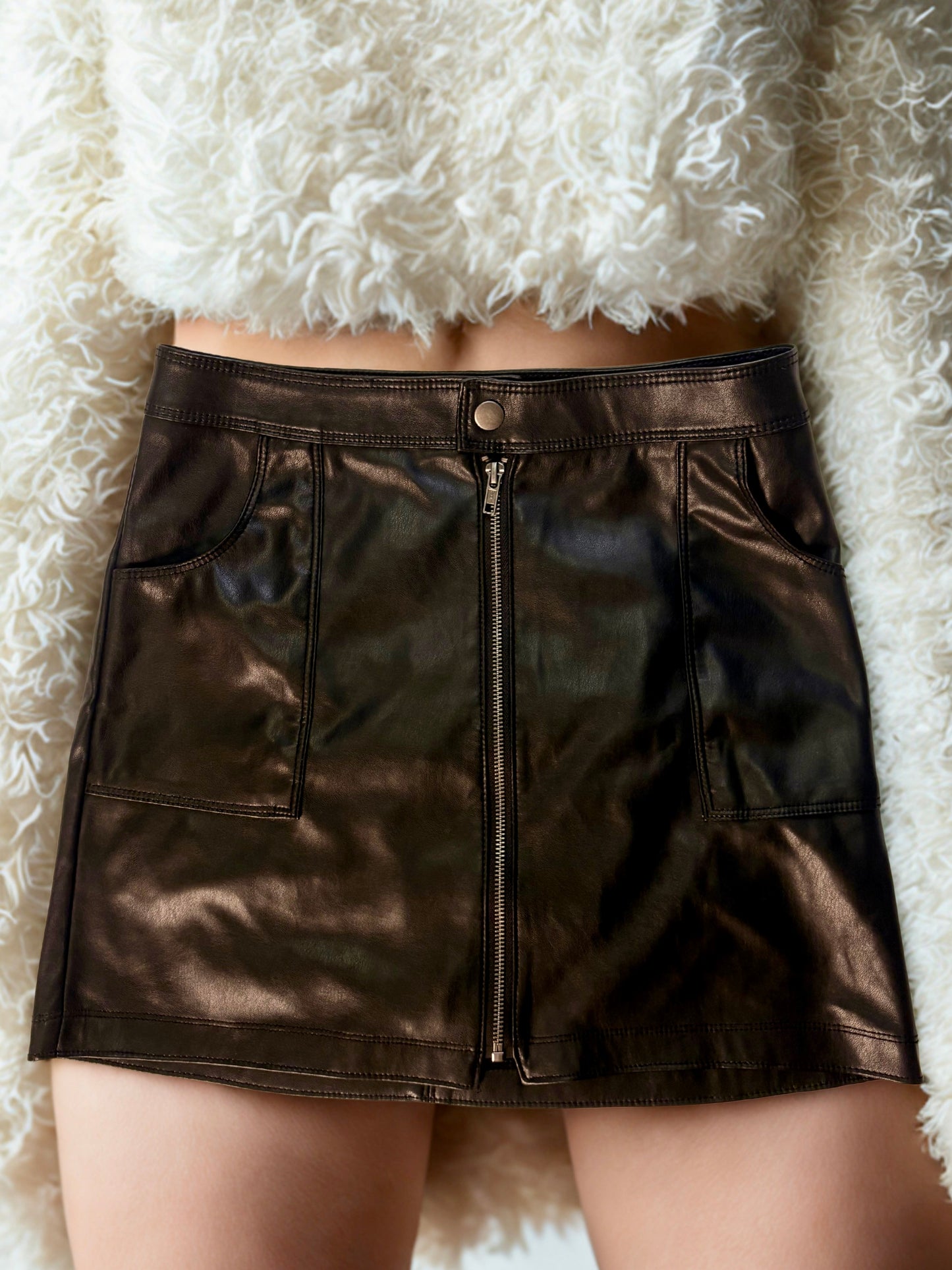 Black Faux Leather Zip Mini Skirt (Size: S 3-5)