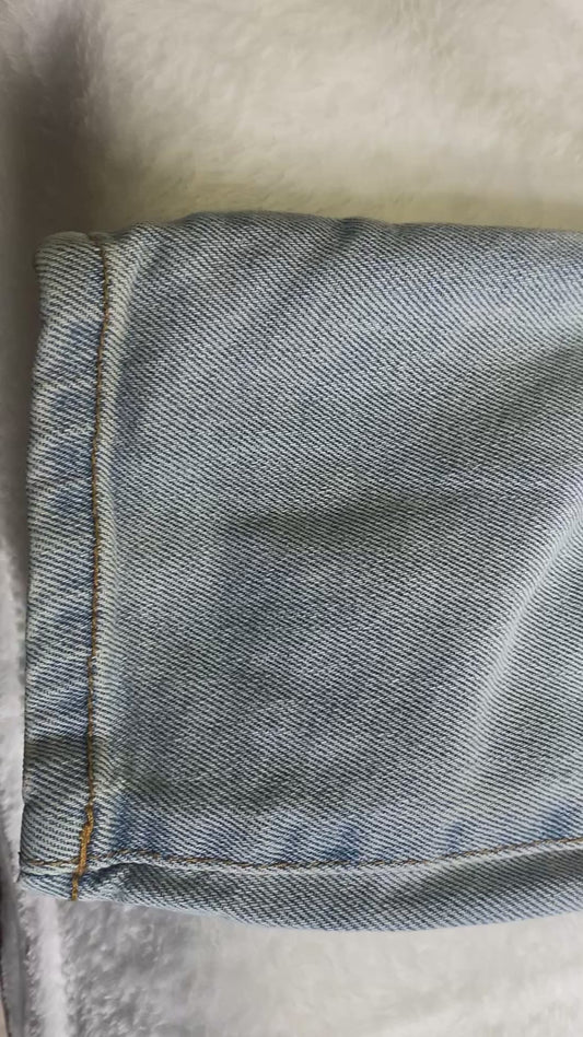 Light Wash Distressed Jeans SIZE 3